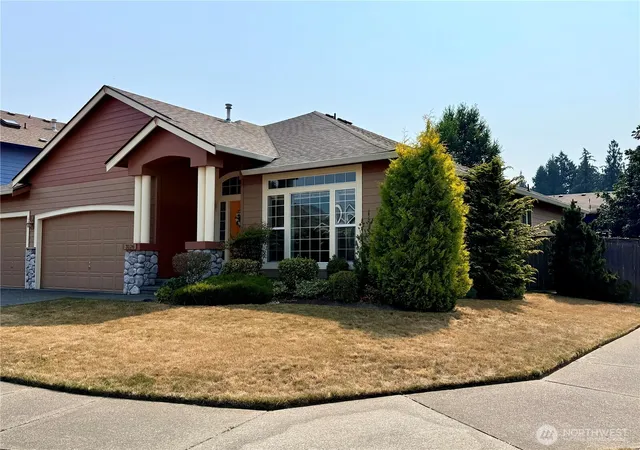 Photo 3 of Single family home for sale at 3126 Red Fern Dr NW, Olympia, WA 98502 | MLS# NWM2565279 | Listing updated on 2026-10-02