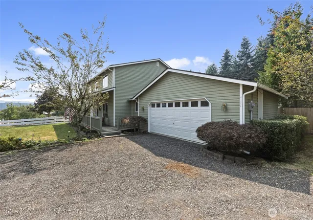 Photo 4 of Single family home for sale at 4104 State Route 508, Cinebar, WA 98533 | MLS# NWM2565290 | Listing updated on 2026-09-29