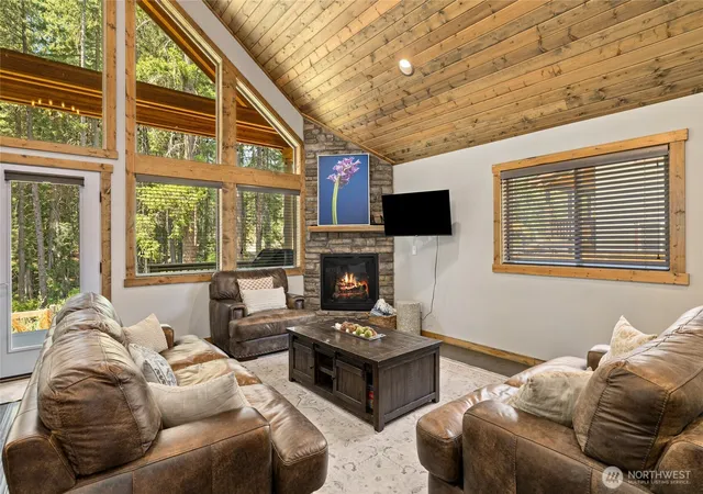 Photo 4 of Single family home for sale at 141 Rockberry Loop, Ronald, WA 98940 | MLS# NWM2565291 | Listing updated on 2026-09-23