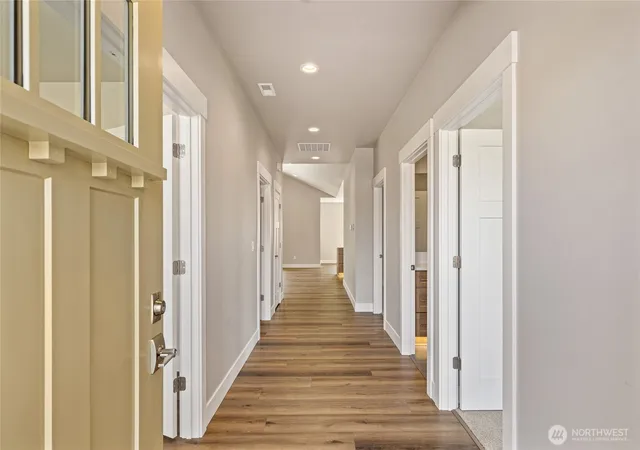 Photo 2 of Single family home for sale at 500 E Heatherstone Ct, Ellensburg, WA 98926 | MLS# NWM2565299 | Listing updated on 2026-09-26