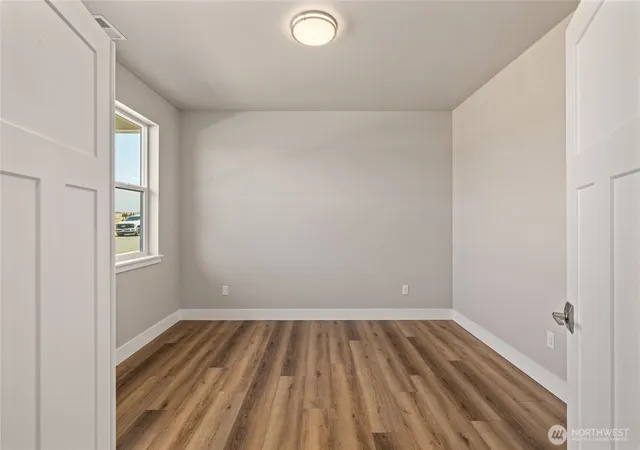 Photo 3 of Single family home for sale at 500 E Heatherstone Ct, Ellensburg, WA 98926 | MLS# NWM2565299 | Listing updated on 2026-09-26