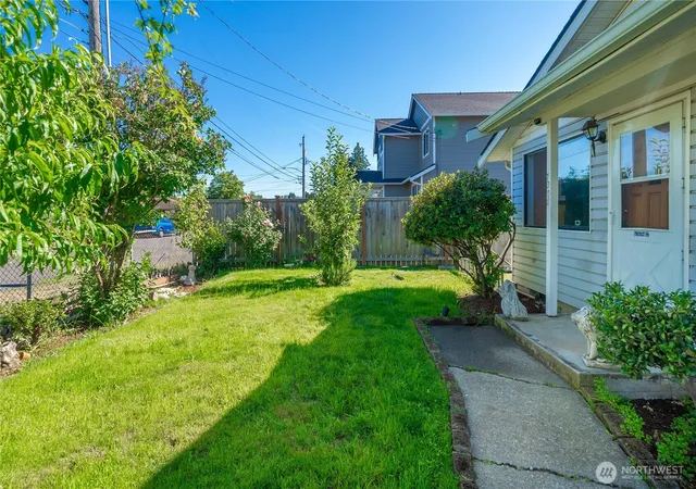 Photo 3 of Sale Pending at 7008 E B St, Tacoma, WA 98404 | MLS# NWM2565310 | Listing updated on 2026-09-26
