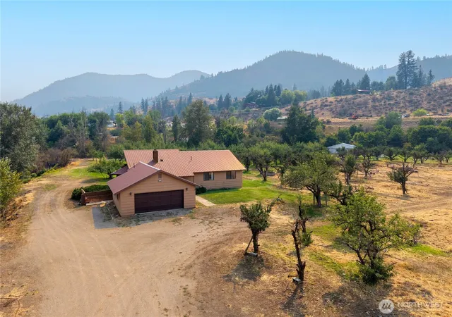 Photo 2 of Single family home for sale at 905 Schulz Ln, Twisp, WA 98856 | MLS# NWM2565330 | Listing updated on 2026-09-17
