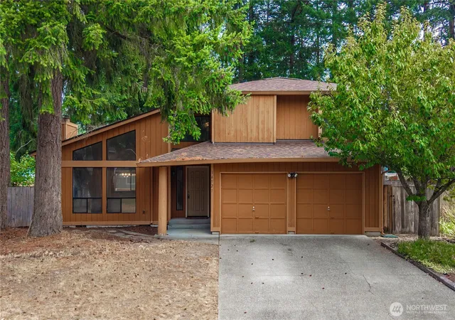Photo 1 of Sale Pending at 16521 92nd Avenue E, Puyallup, WA 98375 | MLS# NWM2565337 | Listing updated on 2026-10-01