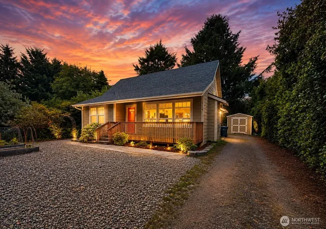 Photo 1 of Single family home for sale at 224 S Oar Loop Sw, Ocean Shores, WA 98569 | MLS# NWM2565352 | Listing updated on 2026-09-23