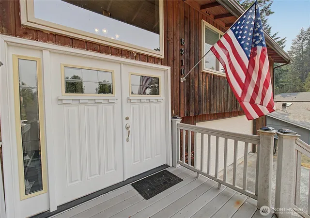 Photo 2 of Sale Pending at 5310 W Tapps Dr E, Lake Tapps, WA 98391 | MLS# NWM2565353 | Listing updated on 2026-09-25