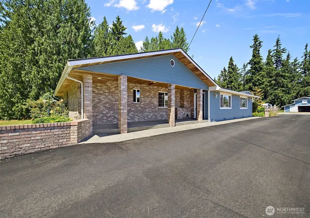 Photo 2 of Single family home for sale at 3915 Silvana Ter Rd, Stanwood, WA 98292 | MLS# NWM2565394 | Listing updated on 2026-09-28