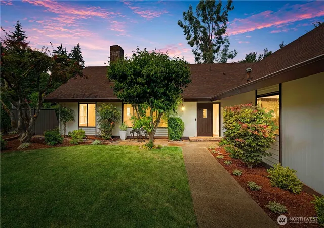 Photo 1 of Single family home for sale at 3010 Sw 325th Place, Federal Way, WA 98023 | MLS# NWM2565400 | Listing updated on 2026-09-23