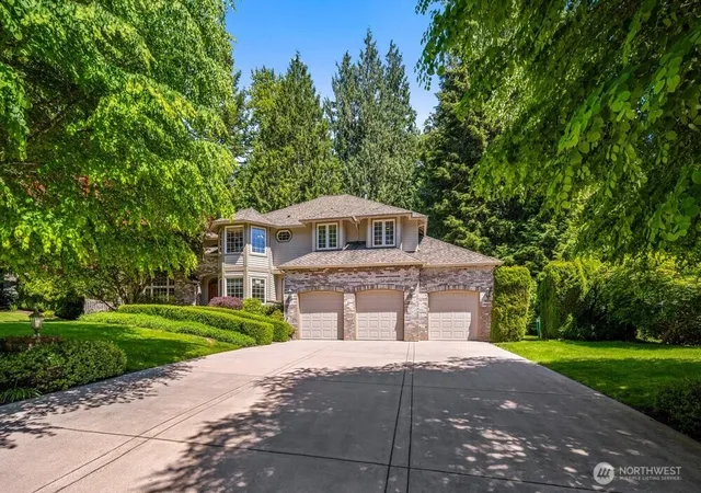 Photo 3 of Single family home for sale at 19710 222nd Avenue Ne, Woodinville, WA 98077 | MLS# NWM2565404 | Listing updated on 2026-09-23