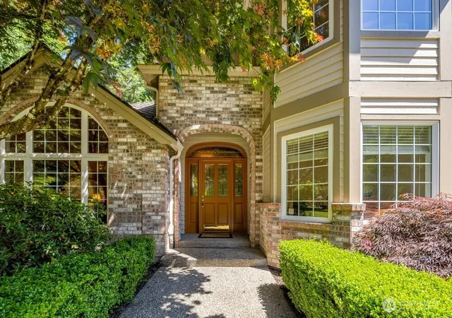 Photo 3 of Single family home for sale at 19710 222nd Avenue NE, Woodinville, WA 98077 | MLS# NWM2565404 | Listing updated on 2026-09-23