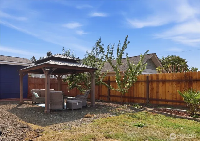 Photo 3 of Sale Pending at 203 S Academy St, Montesano, WA 98563 | MLS# NWM2565416 | Listing updated on 2026-09-23