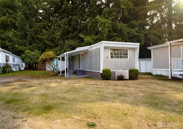 Photo 2 of Manufactured home for sale at 9403 Pierce Ln #6, Sedro Woolley, WA 98284 | MLS# NWM2565421 | Listing updated on 2026-09-30
