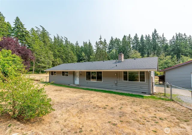 Photo 2 of Sale Pending at 216 E Sleeper Rd, Oak Harbor, WA 98277 | MLS# NWM2565423 | Listing updated on 2026-09-19