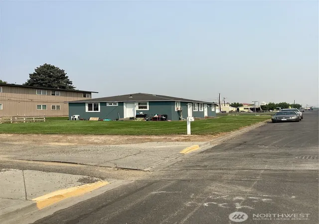 Photo 2 of Multi family home for sale at 10031005 Sw 1st Avenue, Quincy, WA 98848 | MLS# NWM2565442 | Listing updated on 2026-09-23