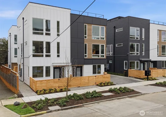 Photo 2 of Townhouse for sale at 805 Nw 63rd Street #B, Seattle, WA 98107 | MLS# NWM2565450 | Listing updated on 2026-09-30