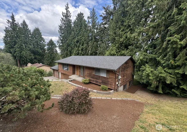 Photo 2 of Single family home for sale at 34418 54th Avenue S, Auburn, WA 98001 | MLS# NWM2565463 | Listing updated on 2026-09-23