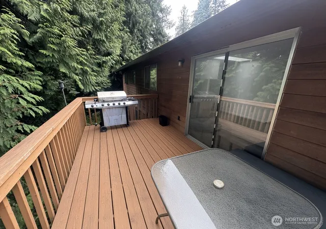Photo 4 of Single family home for sale at 34418 54th Avenue S, Auburn, WA 98001 | MLS# NWM2565463 | Listing updated on 2026-09-23