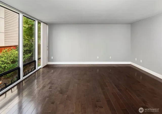 Photo 4 of Condo for sale at 4561 Lake Washington Blvd NE #201, Kirkland, WA 98033 | MLS# NWM2565487 | Listing updated on 2026-09-20
