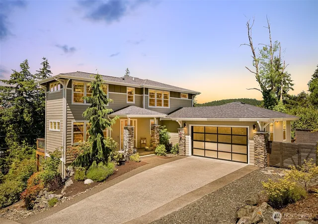 Photo 1 of Single family home for sale at 1221 34th Street, Bellingham, WA 98229 | MLS# NWM2565498 | Listing updated on 2026-09-23