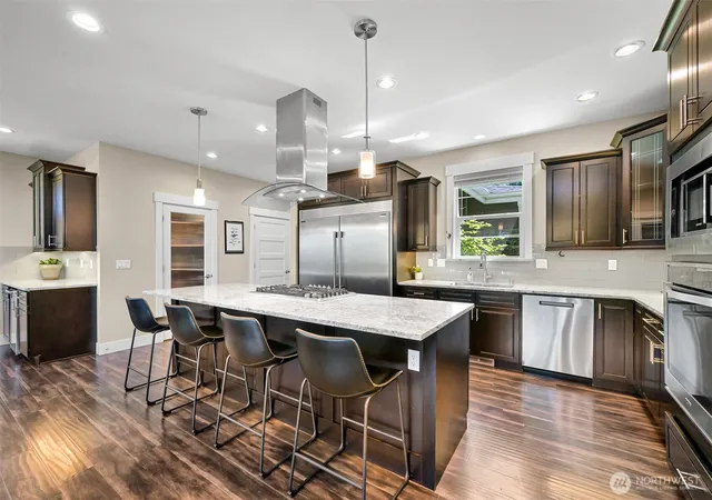 Photo 4 of Single family home for sale at 1221 34th Street, Bellingham, WA 98229 | MLS# NWM2565498 | Listing updated on 2026-09-23