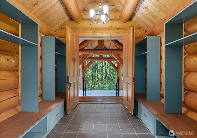 Photo 4 of Single family home for sale at 36836 SE 191st Street, Maple Valley, WA 98038 | MLS# NWM2565508 | Listing updated on 2026-09-21