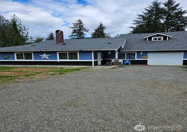 Photo 1 of Single family home for sale at 490 N Schoolhouse Hl Rd, Hoodsport, WA 98548 | MLS# NWM2565511 | Listing updated on 2026-09-23