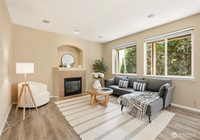 Photo 4 of Condo for sale at 17927 SE 27th Avenue, Bothell, WA 98012 | MLS# NWM2565514 | Listing updated on 2026-10-03