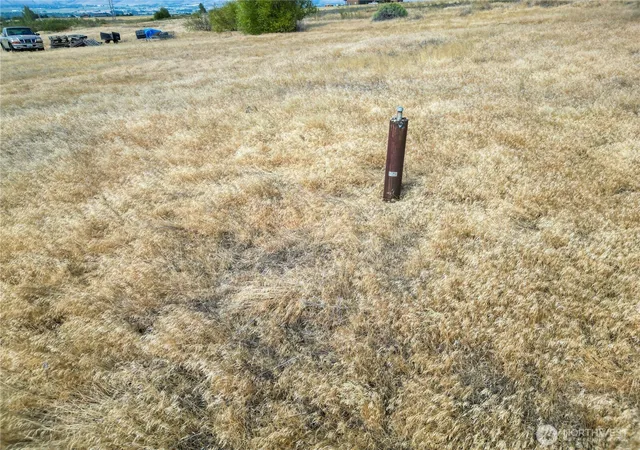 Photo 3 of Sale Pending at 1107 Saddlerock Dr, Ellensburg, WA 98926 | MLS# NWM2565515 | Listing updated on 2026-09-01