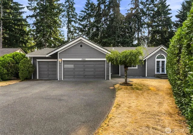 Photo 1 of Single family home for sale at 17222 92nd Avenue E, Puyallup, WA 98375 | MLS# NWM2565517 | Listing updated on 2026-09-23