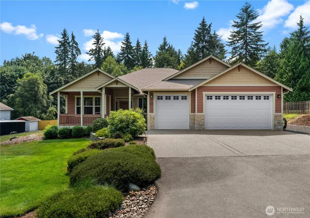 Photo 2 of Single family home for sale at 40 Carson Ave Se, Port Orchard, WA 98366 | MLS# NWM2565521 | Listing updated on 2026-09-25