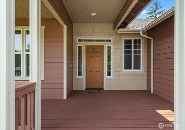 Photo 4 of Single family home for sale at 40 Carson Ave SE, Port Orchard, WA 98366 | MLS# NWM2565521 | Listing updated on 2026-09-25
