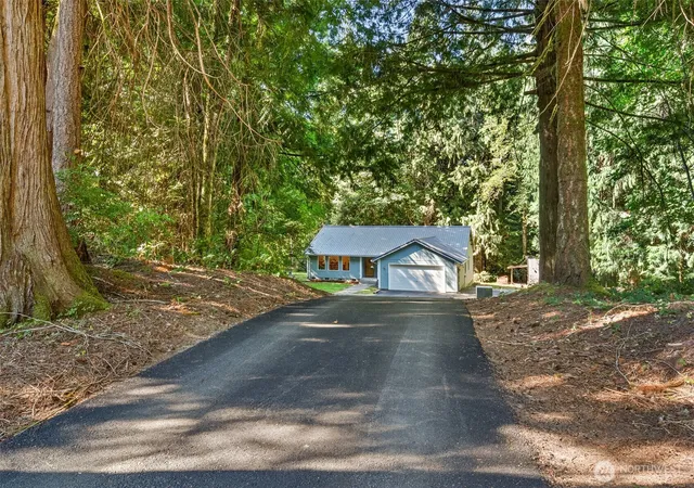 Photo 2 of Single family home for sale at 220 E Moore Ln, Shelton, WA 98584 | MLS# NWM2565532 | Listing updated on 2026-09-22