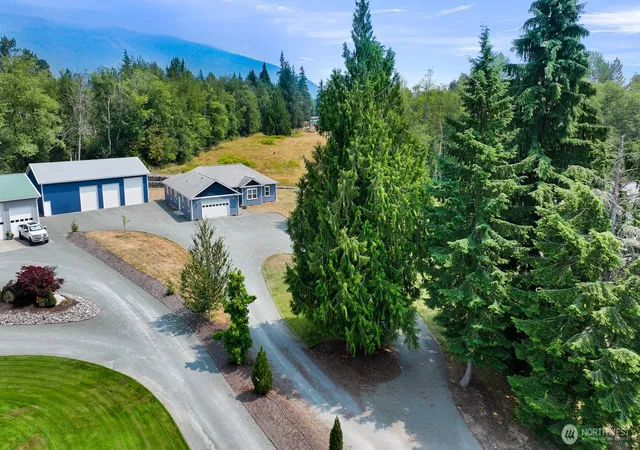Photo 2 of Single family home for sale at 6705 Thomas Crk Dr, Sedro Woolley, WA 98284 | MLS# NWM2565547 | Listing updated on 2026-09-23