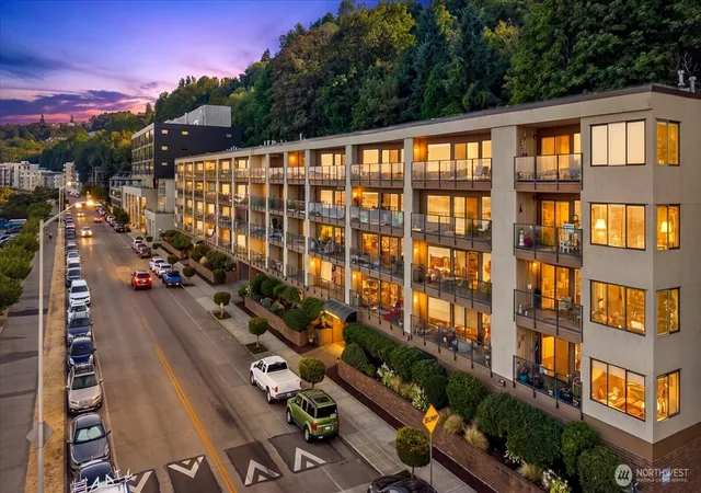 Photo 2 of Condo for sale at 1301 Harbor Ave Sw #310, Seattle, WA 98116 | MLS# NWM2565552 | Listing updated on 2026-09-23
