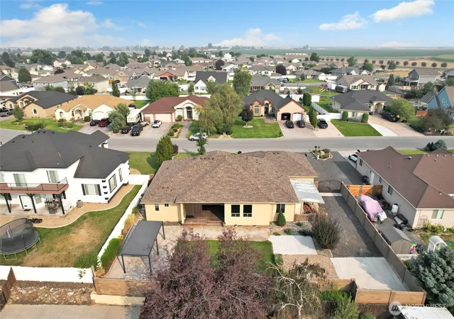 Photo 3 of Single family home for sale at 440 Dream St Se, Moses Lake, WA 98837 | MLS# NWM2565594 | Listing updated on 2026-08-11