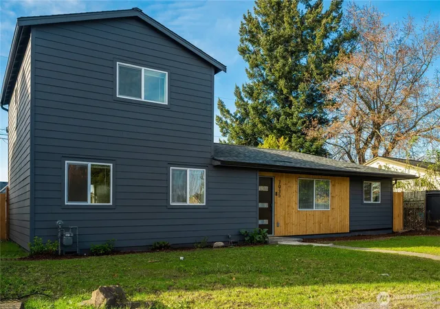 Photo 2 of Condo for sale at 7935 13th Avenue Sw #1, Seattle, WA 98106 | MLS# NWM2565614 | Listing updated on 2026-09-23