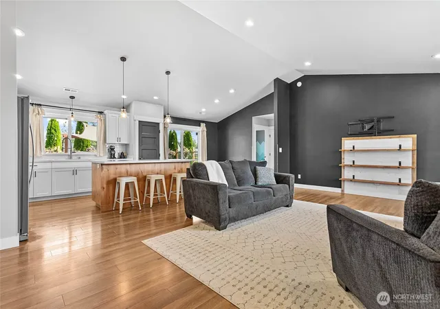 Photo 3 of Single family home for sale at 119 Cornerstone Dr, Sumas, WA 98295 | MLS# NWM2565626 | Listing updated on 2026-09-23
