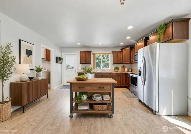 Photo 3 of Single family home for sale at 36 Eagleview Ln, Port Ludlow, WA 98365 | MLS# NWM2565630 | Listing updated on 2026-10-15