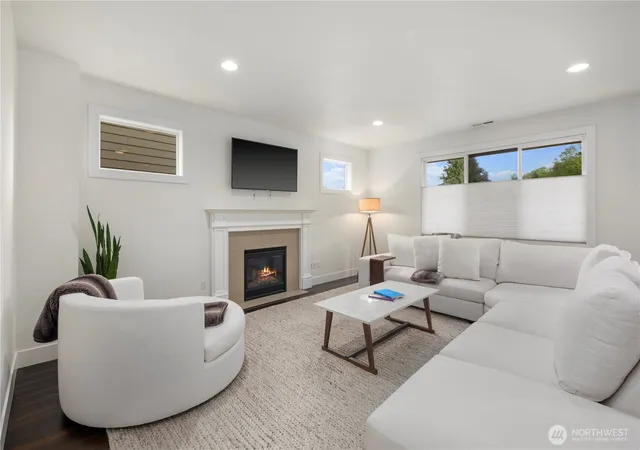 Photo 4 of Single family home for sale at 11451 80th Place S, Seattle, WA 98178 | MLS# NWM2565635 | Listing updated on 2026-09-30