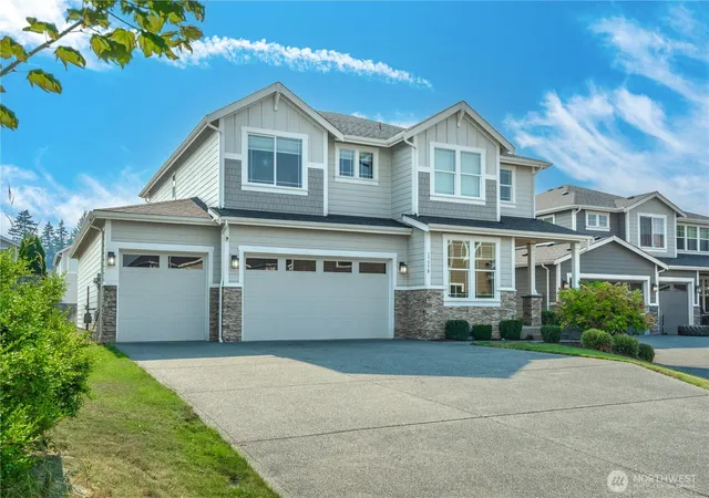 Photo 2 of Single family home for sale at 17330 128th Avenue Ct E, Puyallup, WA 98374 | MLS# NWM2565643 | Listing updated on 2026-10-01