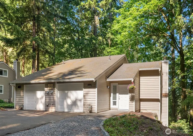 Photo 2 of Townhouse for sale at 4283 152nd Court Se #2B, Bellevue, WA 98006 | MLS# NWM2565649 | Listing updated on 2026-09-22