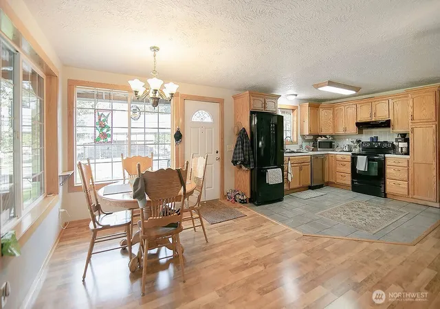Photo 4 of Sale Pending at 205 Lamar Rd, Silverlake, WA 98645 | MLS# NWM2565669 | Listing updated on 2026-08-12