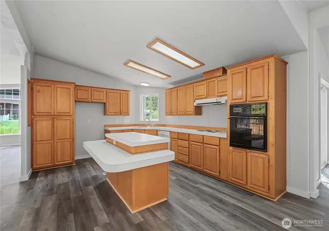 Photo 3 of Manufactured home for sale at 438 E Mommsen St, Mc Cleary, WA 98557 | MLS# NWM2565673 | Listing updated on 2026-09-23