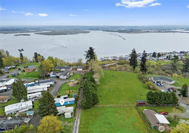 Photo 3 of Manufactured home for sale at 4425 Meridian Ave N #28, Tulalip, WA 98271 | MLS# NWM2565679 | Listing updated on 2026-09-23