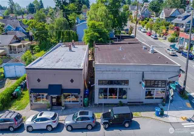 Photo 2 of Multi family home for sale at 305 NE 65th Street, Seattle, WA 98115 | MLS# NWM2565711 | Listing updated on 2026-09-22
