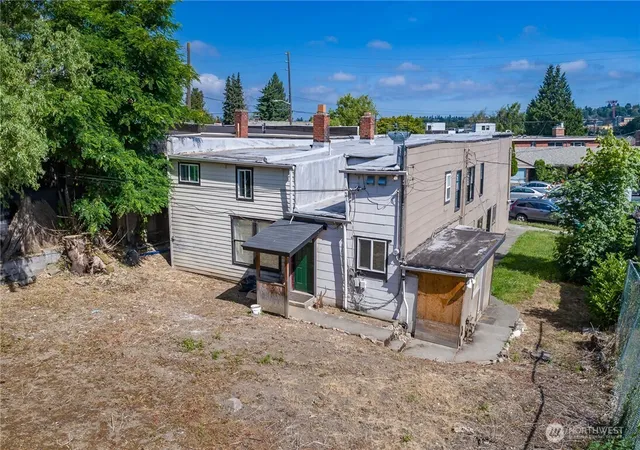 Photo 3 of Multi family home for sale at 305 NE 65th Street, Seattle, WA 98115 | MLS# NWM2565711 | Listing updated on 2026-09-22