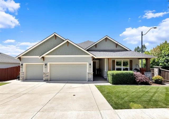 Photo 1 of Single family home for sale at 2918 Ne 4th Avenue, Battle Ground, WA 98604 | MLS# NWM2565712 | Listing updated on 2026-09-23