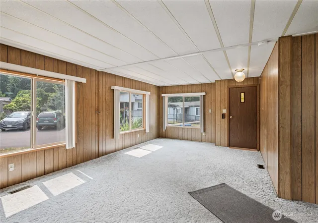 Photo 3 of Manufactured home for sale at 1077 Coal Crk Rd, Longview, WA 98632 | MLS# NWM2565718 | Listing updated on 2026-09-29
