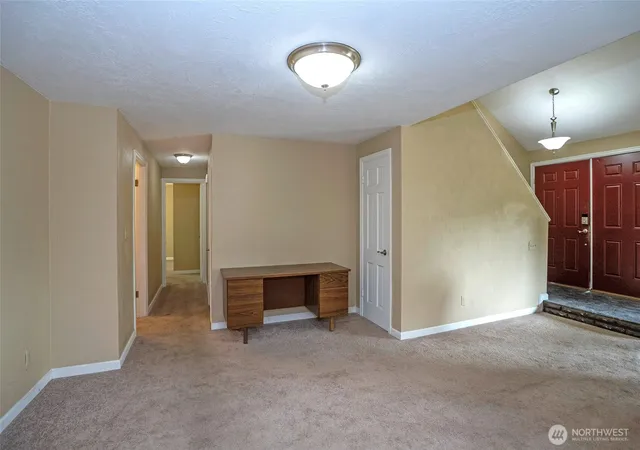 Photo 4 of Sale Pending at 619 Cougar St SE, Lacey, WA 98503 | MLS# NWM2565727 | Listing updated on 2026-09-25