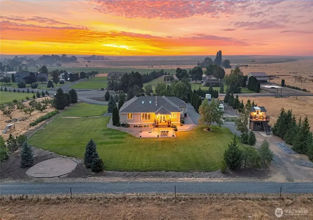 Photo 2 of Single family home for sale at 5165 Rd E7 Ne, Moses Lake, WA 98837 | MLS# NWM2565731 | Listing updated on 2026-09-23